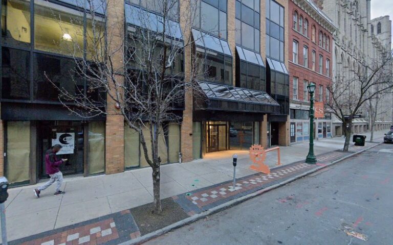 445717 van norstrand ronald 768x480