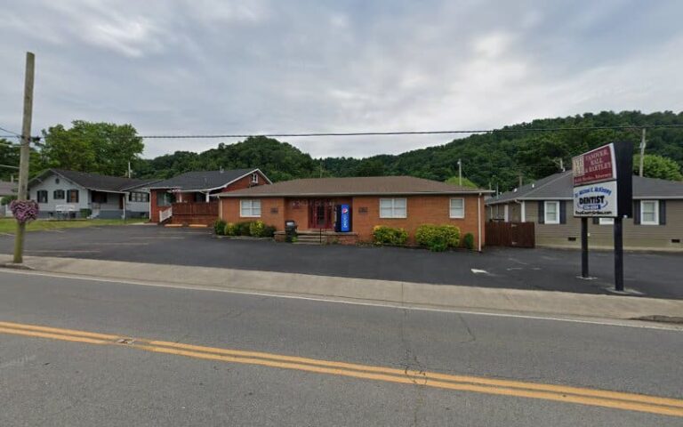 446165 vanover hall bartley 768x480