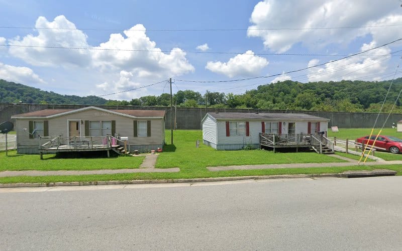 446309 varney law office varney cecil c