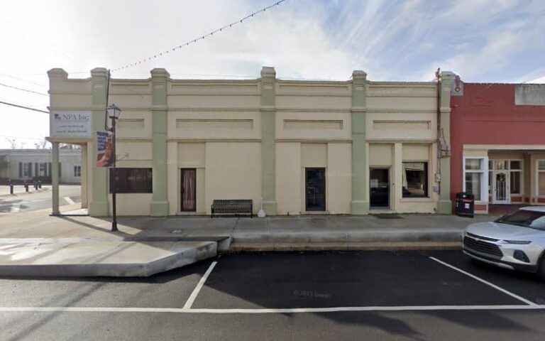 446598 veazey linda 768x480