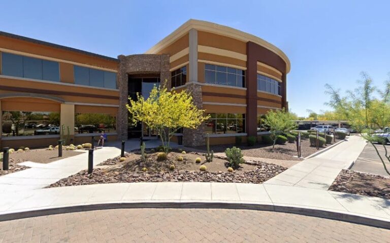 446646 vehicle crash claim champions 768x480