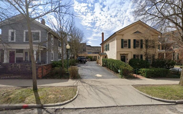 447323 vicente llp 8211 michigan 768x480