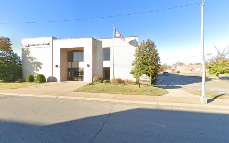 447347 vickers kendall 768x480