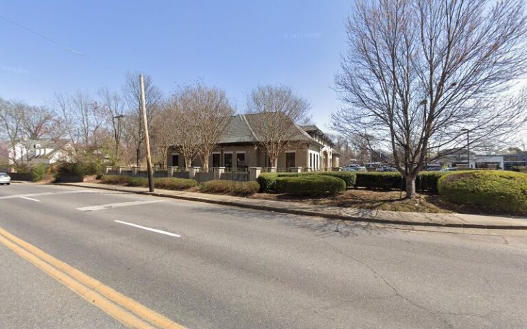 448047 vines glen k 768x480