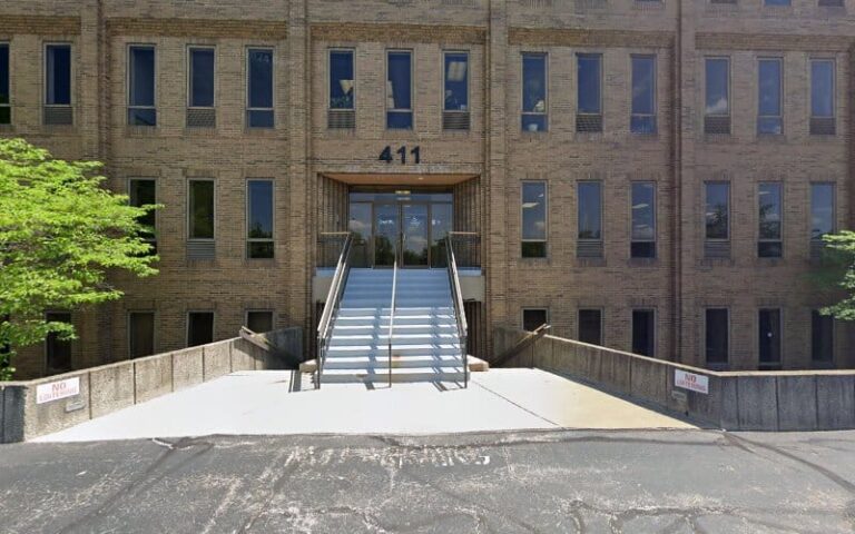 448552 voc legal 768x480