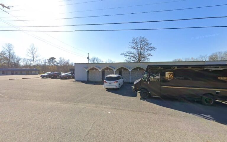 449078 w kent jones law office 768x480