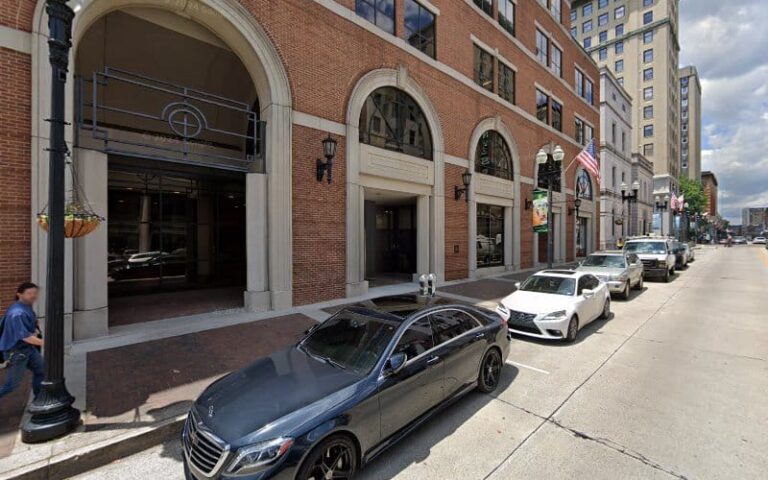 449139 w. andrew fox 768x480