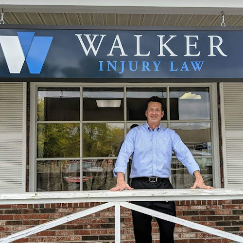 450152 walker injury law