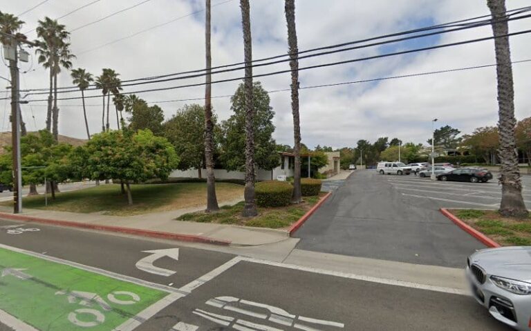 450389 wall scott w 768x480