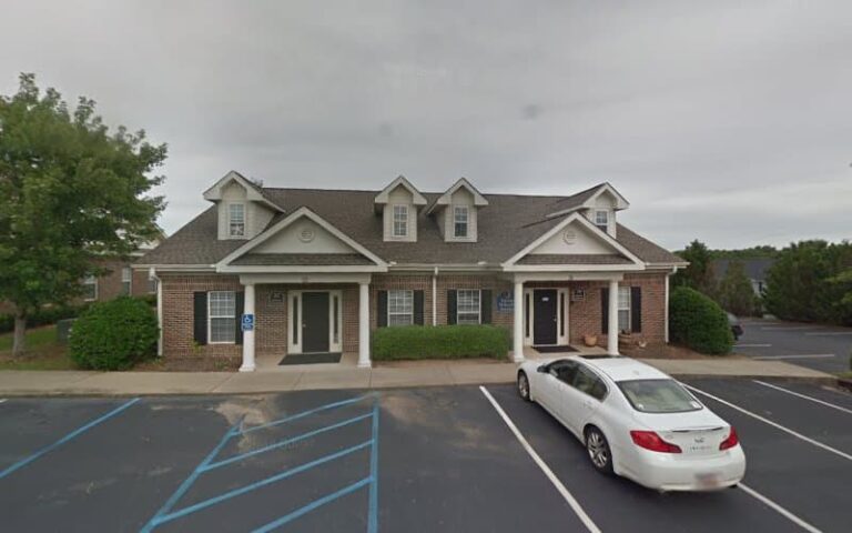 450452 wallace immigration law llc 768x480