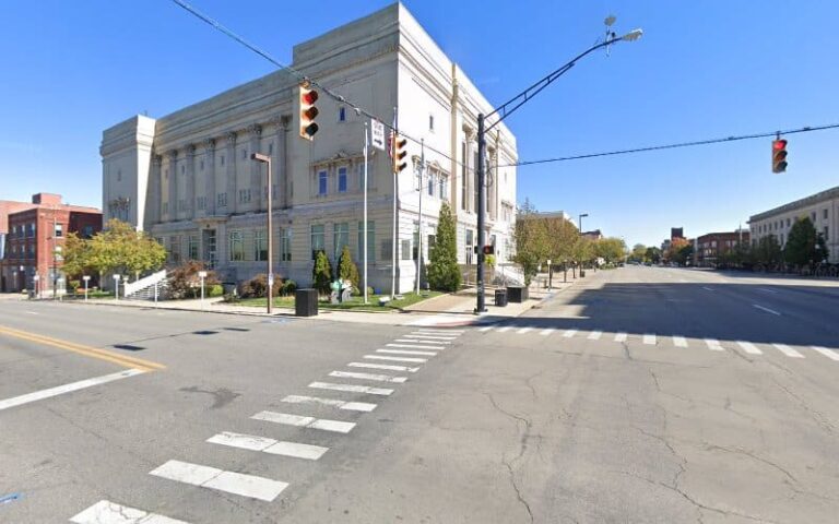 451695 warner bobby 768x480