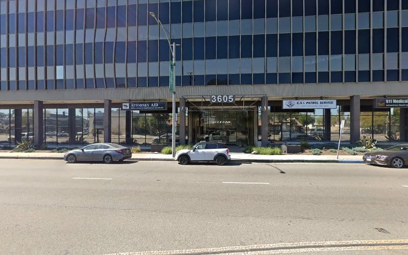 451833 warren chao law office