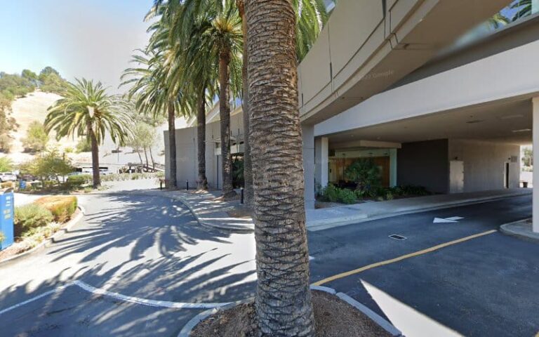 451898 warren law group pc 768x480