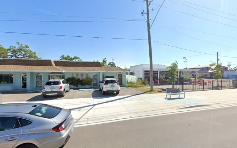 451918 warren r earl 768x480