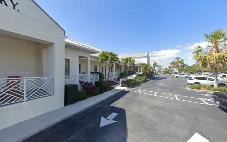 451922 warren r. ross 768x480