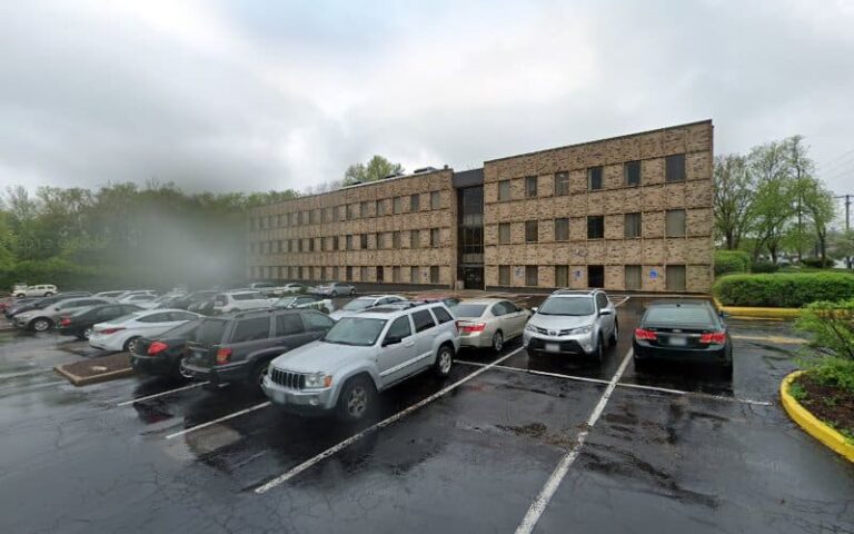 452756 waxman brent r 768x480