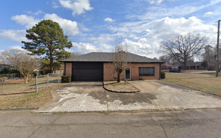 453155 weaver roderick h 768x480