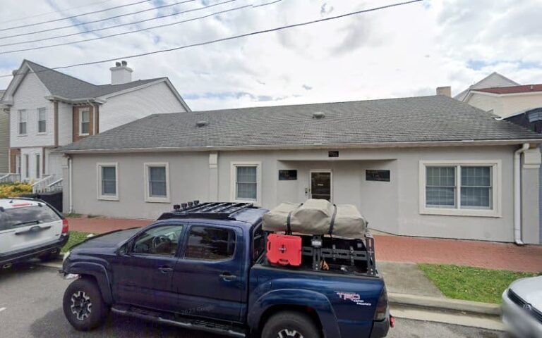 453161 weaver sr sterling h 768x480