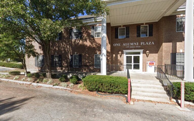 453206 webb hoskins glover thompson brown damon r 768x480