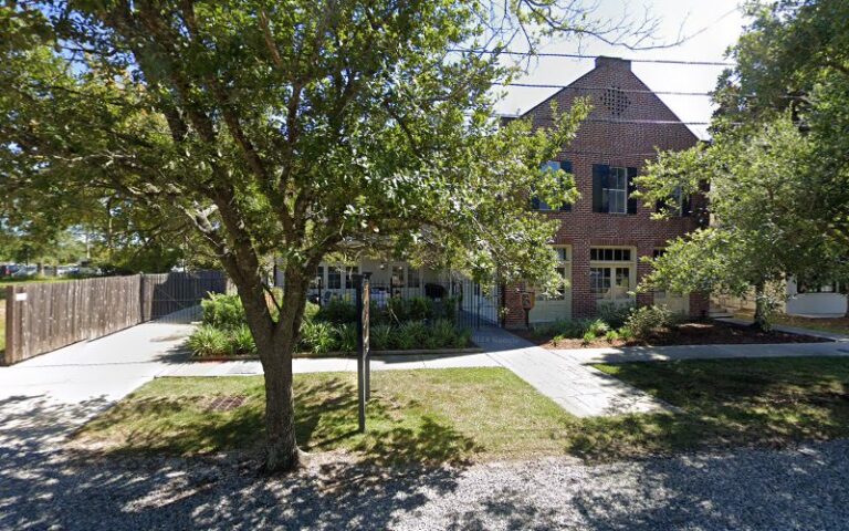 453849 weiner michael f 768x480