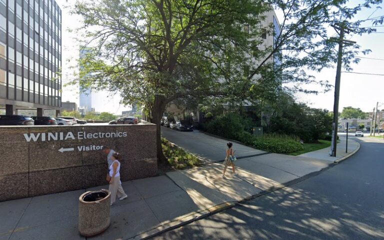 453933 weinstein craig 768x480