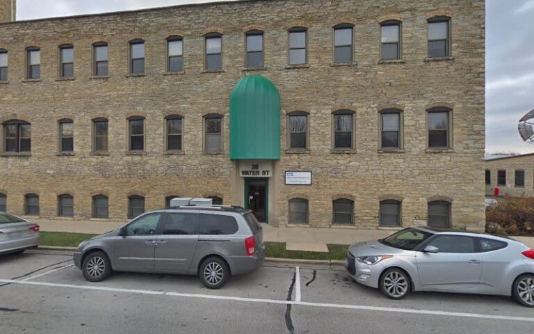 454110 weiss mueller 768x480