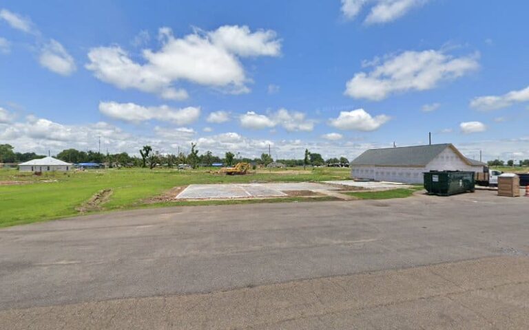 454181 weissinger hunter 768x480