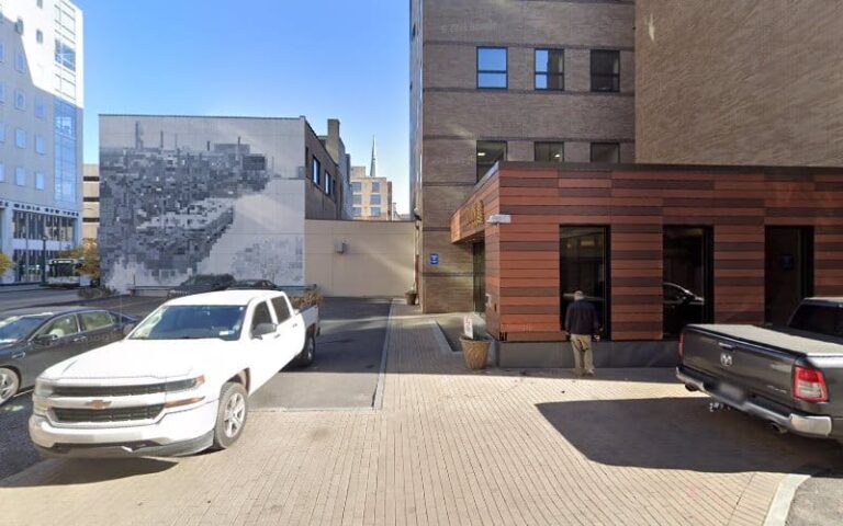 454363 welcome to farukhi law 768x480