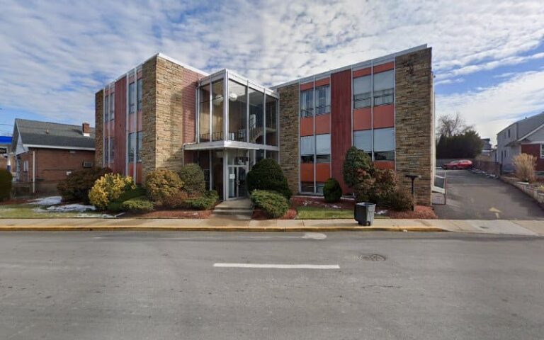 454576 wells jaworski liebman llp 768x480