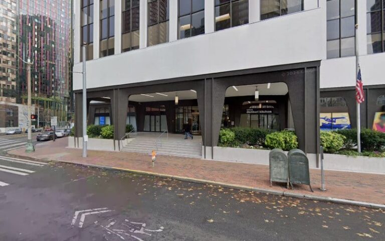 455183 west coast franchise law seattle franchise attorney 768x480