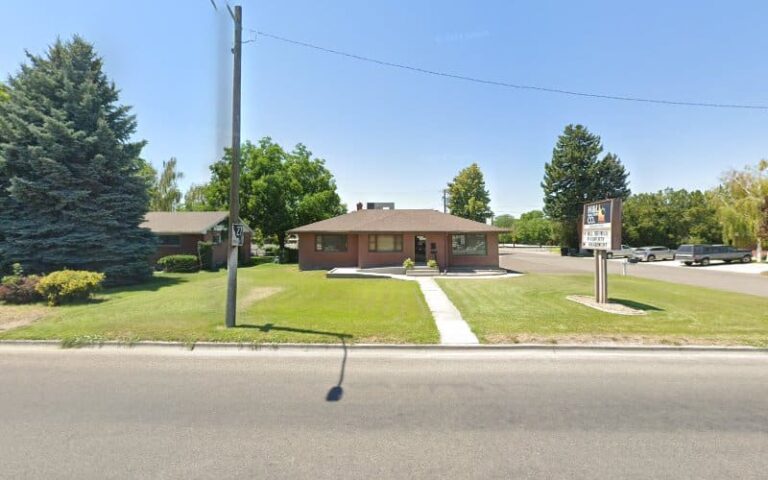 455990 whipple law office 768x480