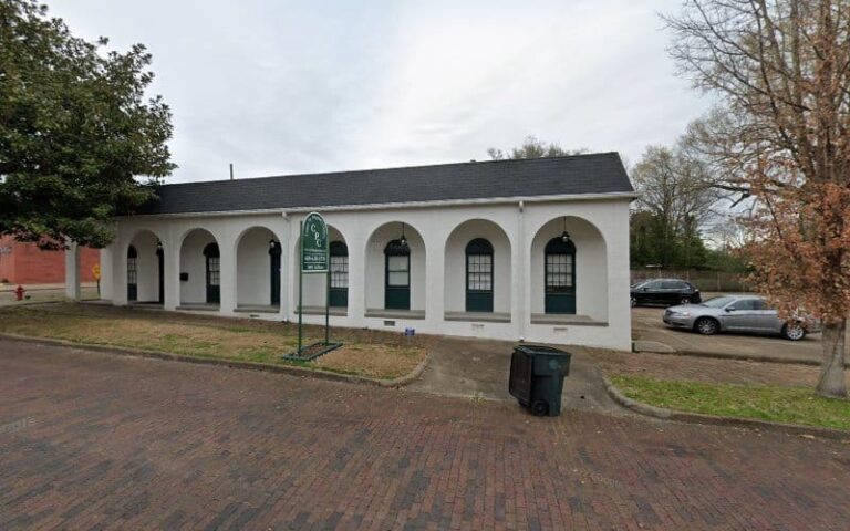 456030 whitaker clarence a 768x480