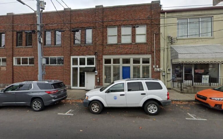 456106 white polk p.c 768x480