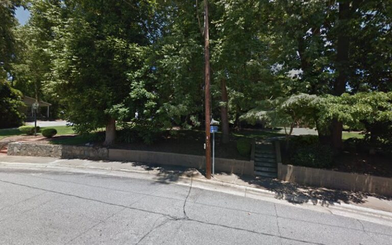 456164 white bryan 768x480