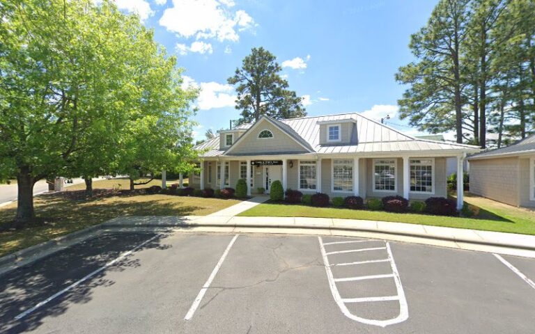 456166 white carol m 768x480