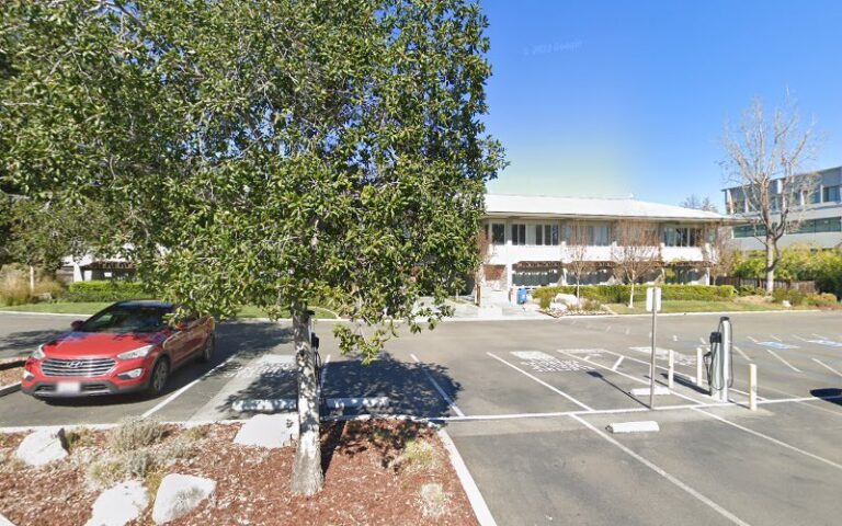 456249 white law 768x480