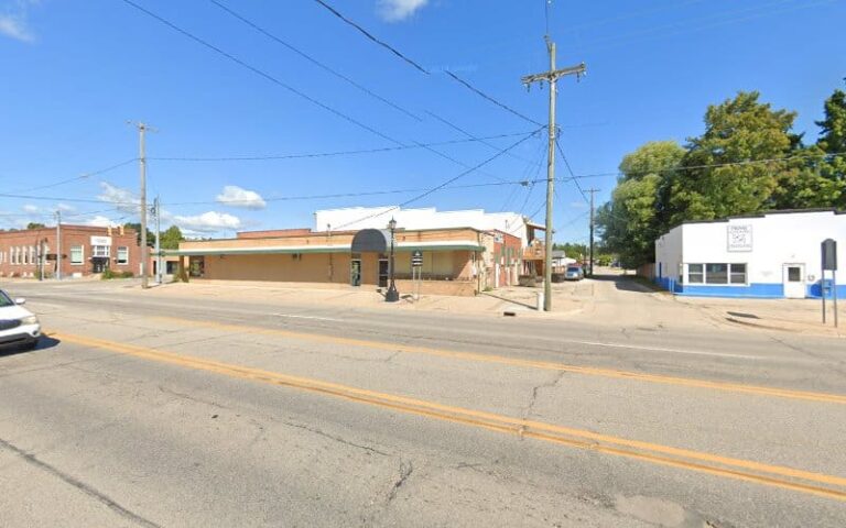 456261 white law office plc 768x480