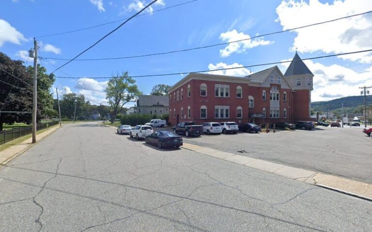 456265 white law offices 768x480