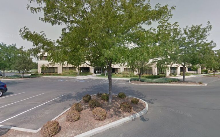 456314 white peterson 768x480