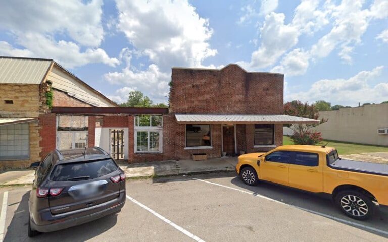 456413 whitehead phillip 768x480