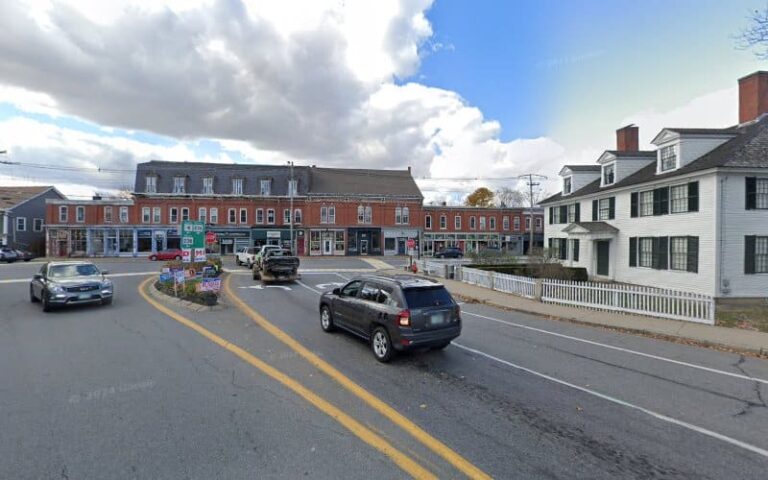 456698 whitney bruce a 768x480