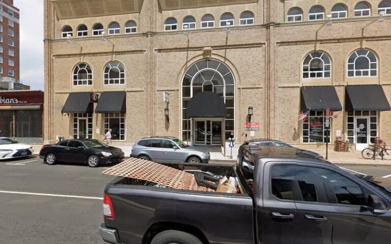 457108 wiener mantell fornes 768x480