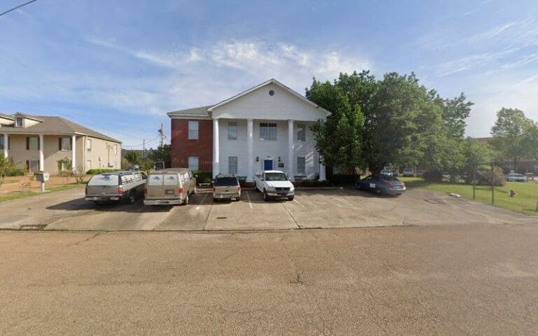 457899 william b howell ltd 768x480