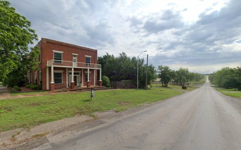 459443 williams dan 768x480