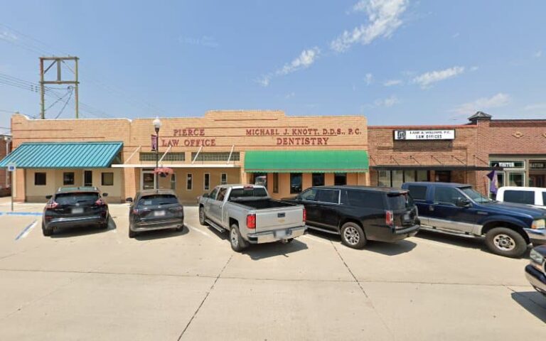 459716 williams neil e 768x480