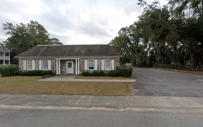 459732 williams raymond h 768x480