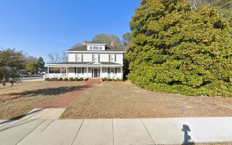 462376 womble law firm 768x480