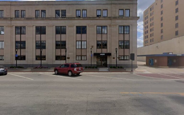 462500 wood brian w 768x480