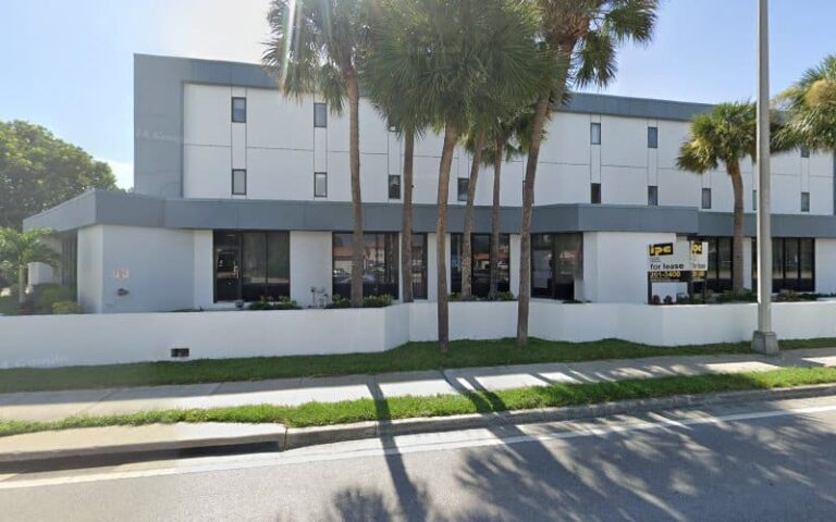 464268 yanes immigration law 768x480