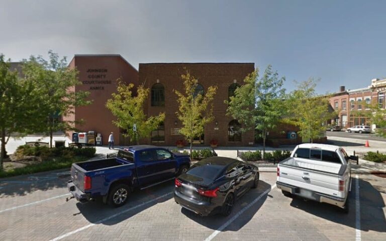 464953 young young 768x480